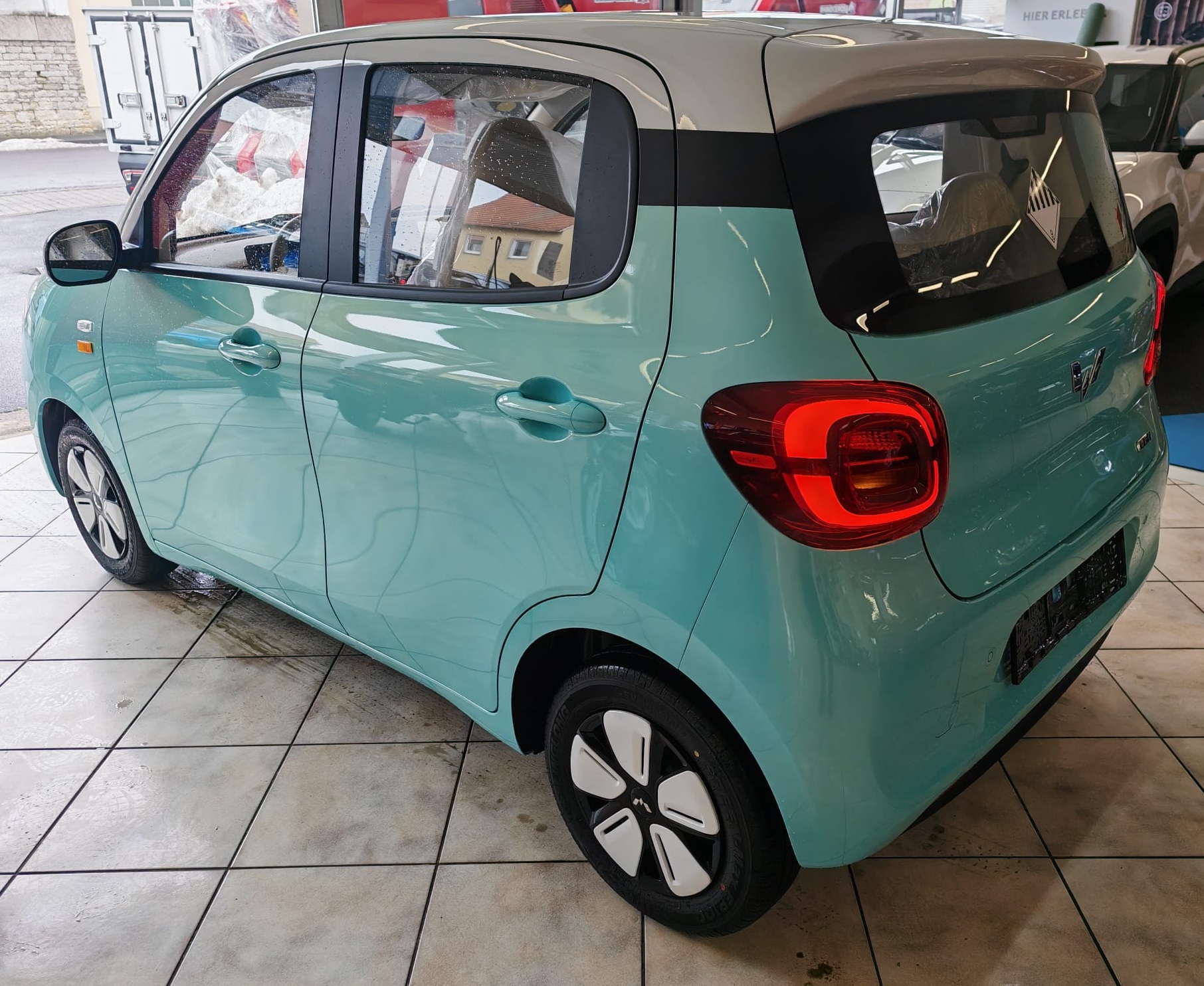 Wuling Hongguang Mini EV, 4 Türer, Tempo 90 km/h – Bild 6