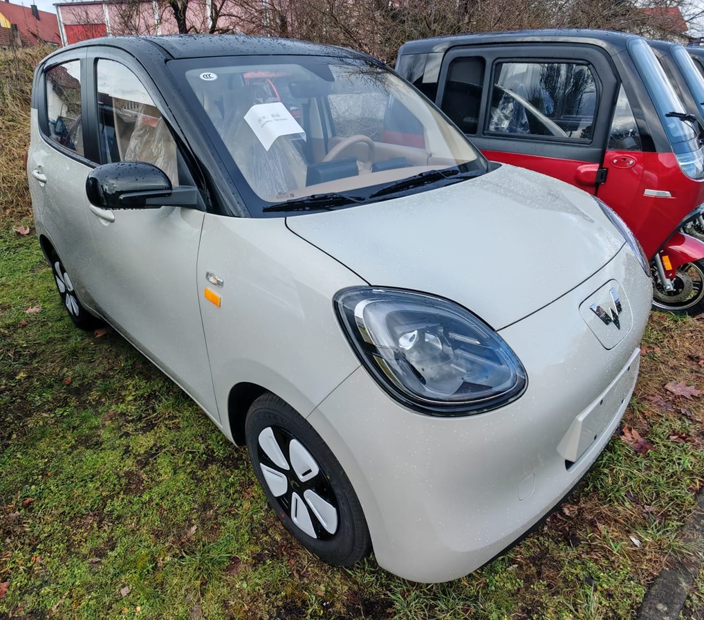 Wuling Hongguang Mini EV, 4 Türer, Tempo 90 km/h – Bild 26